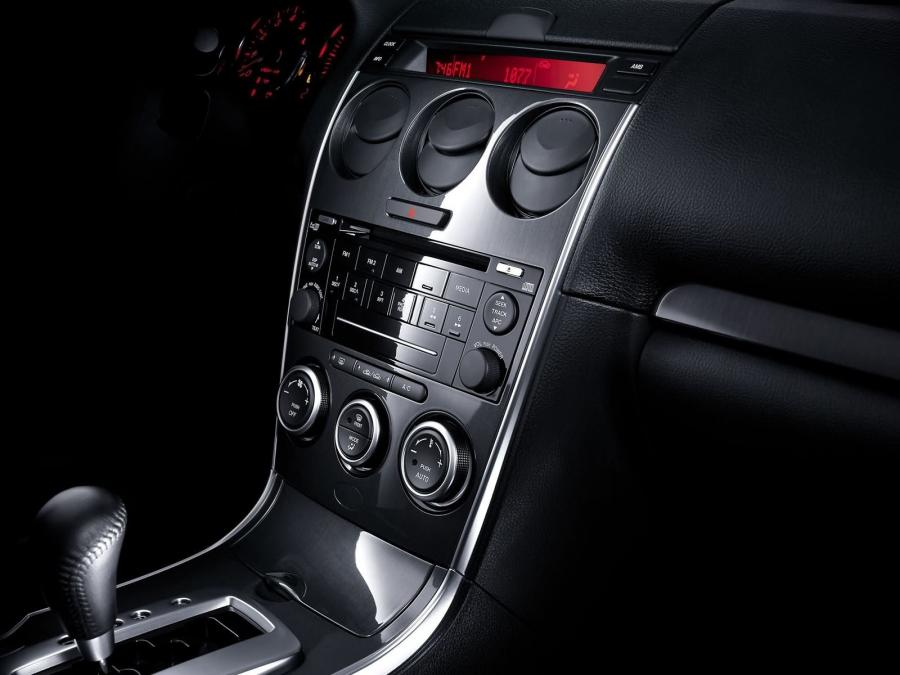  Mazda FAW 6 Sport 2006 года  (CN) (фото 9 из 17)